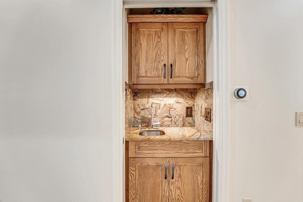 PINEWOOD OF WELLINGTON - Residential