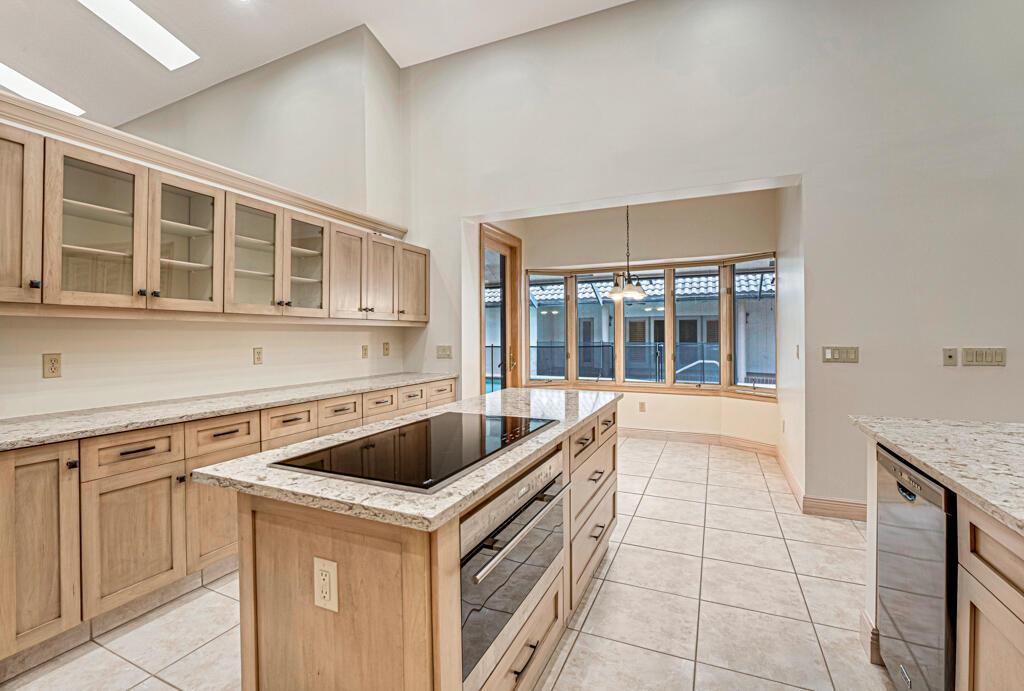 PINEWOOD OF WELLINGTON - Residential