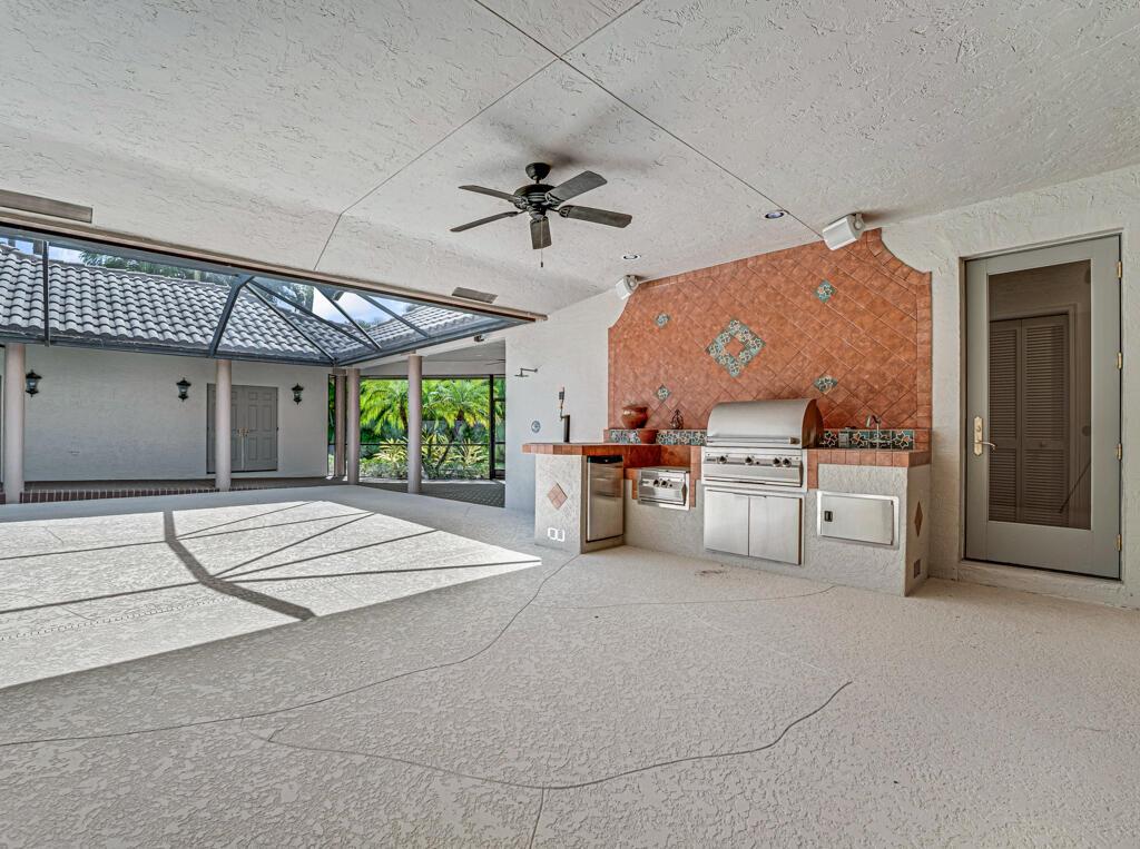 PINEWOOD OF WELLINGTON - Residential