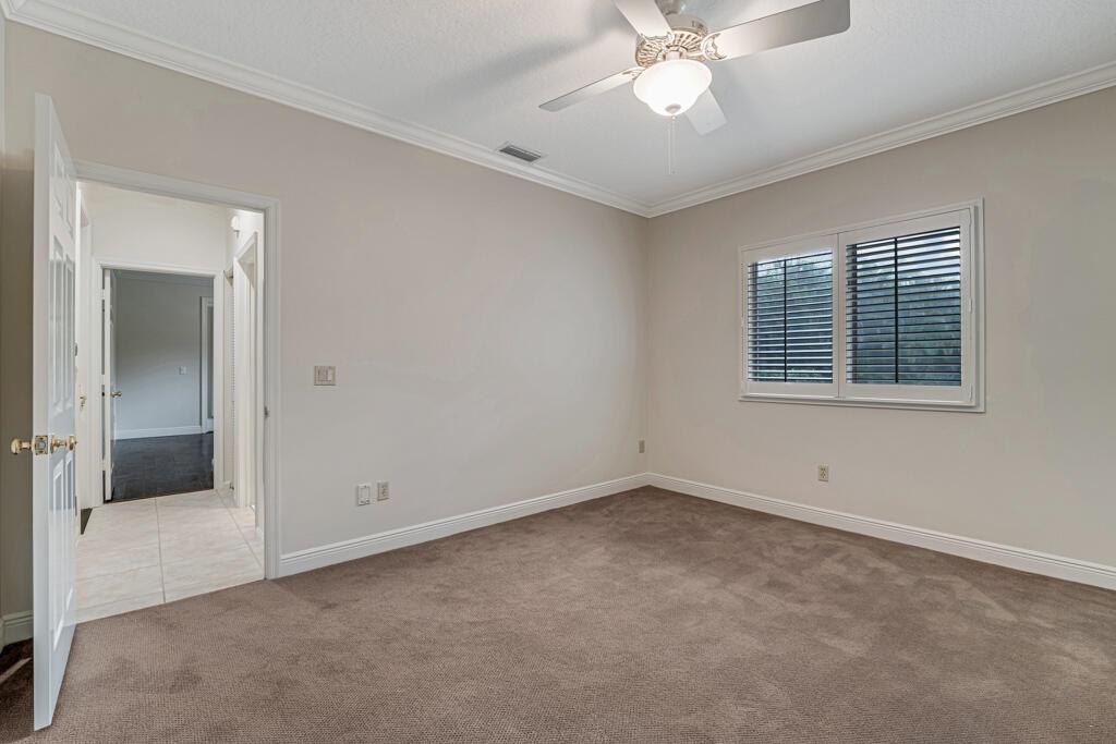 PINEWOOD OF WELLINGTON - Residential