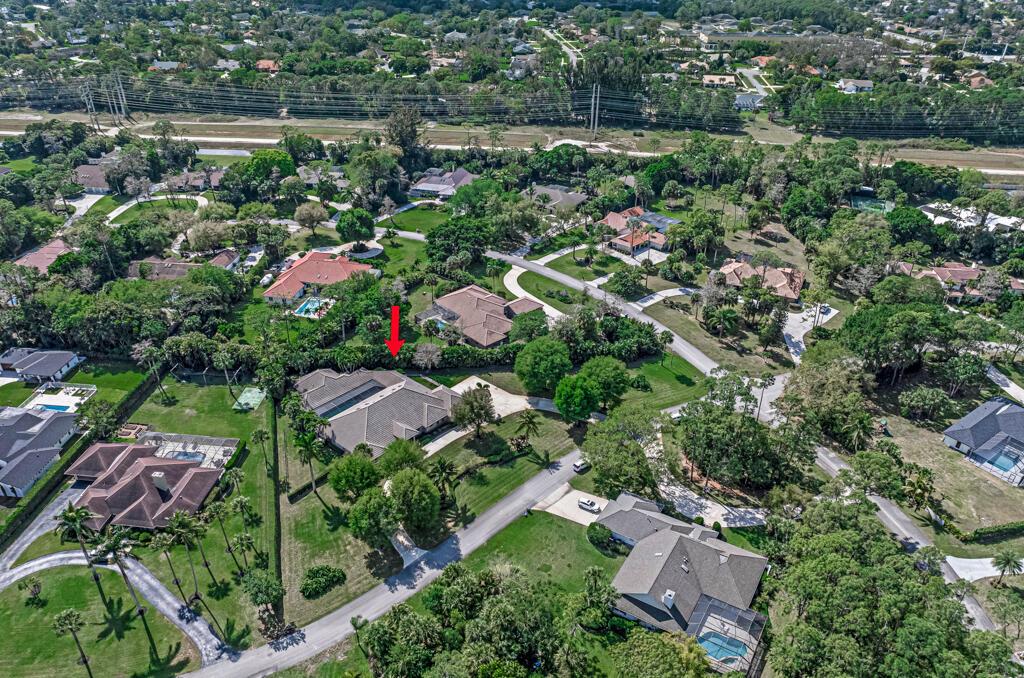 PINEWOOD OF WELLINGTON - Residential