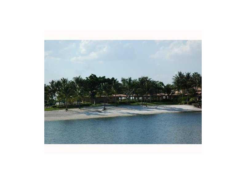 CAPTIVA F - Residential