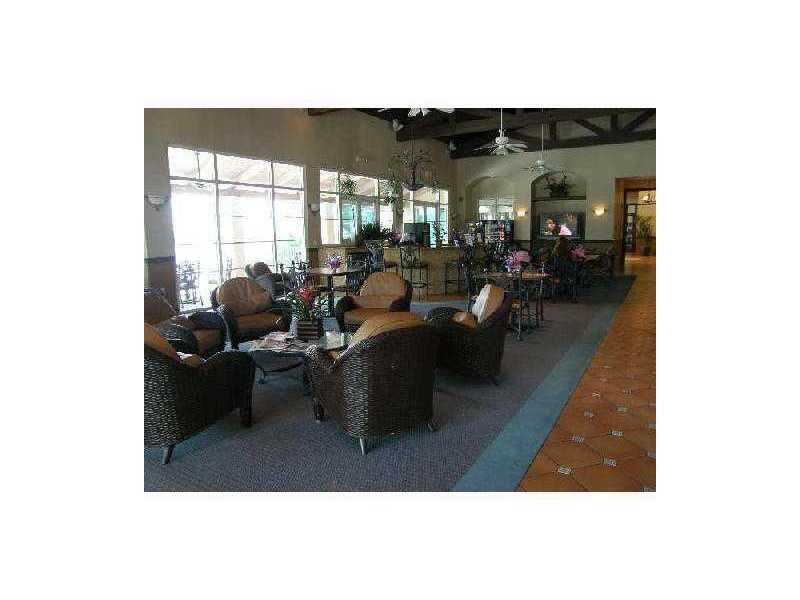 CAPTIVA F - Residential