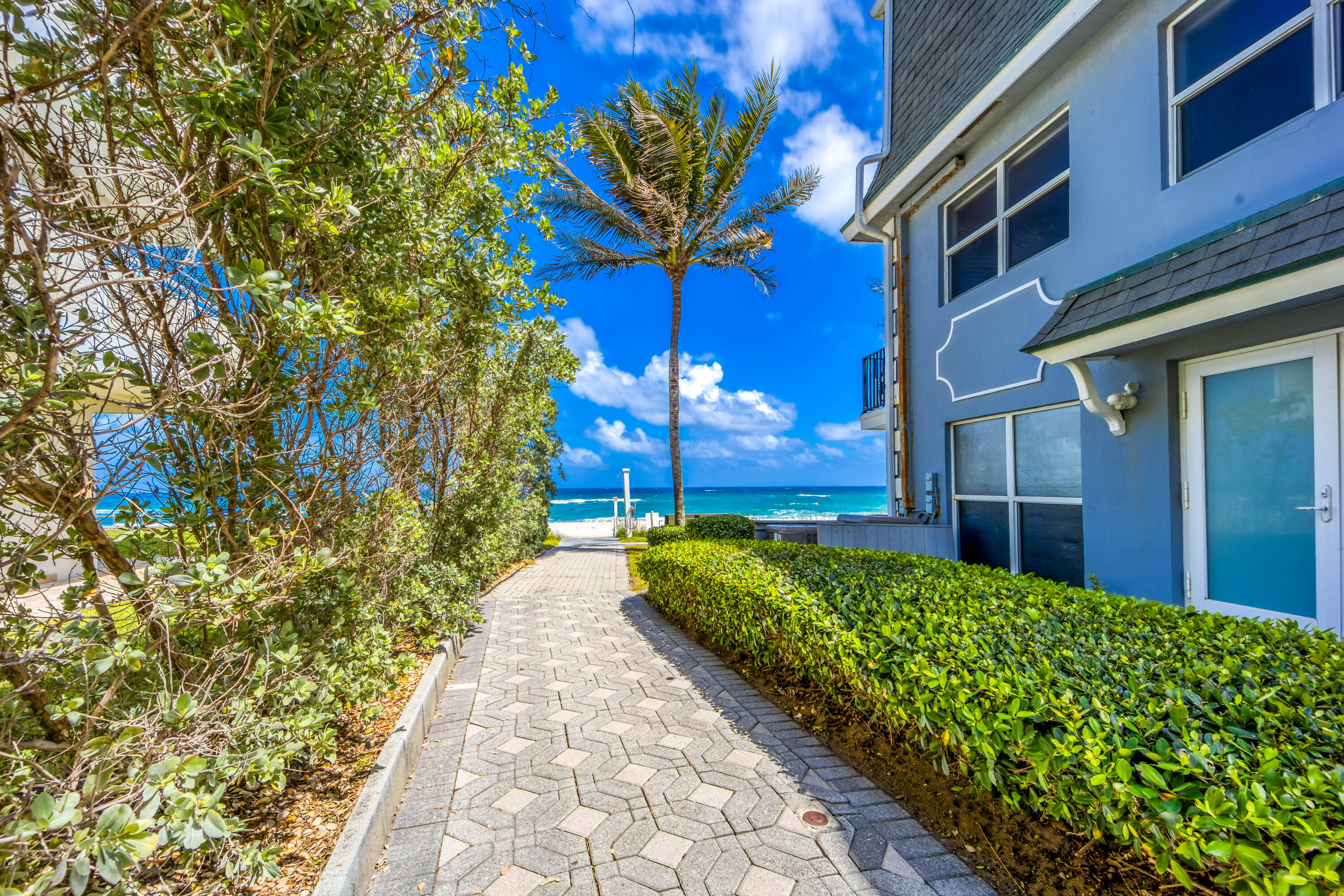 Hillsboro Beach & Yacht Villas - Residential