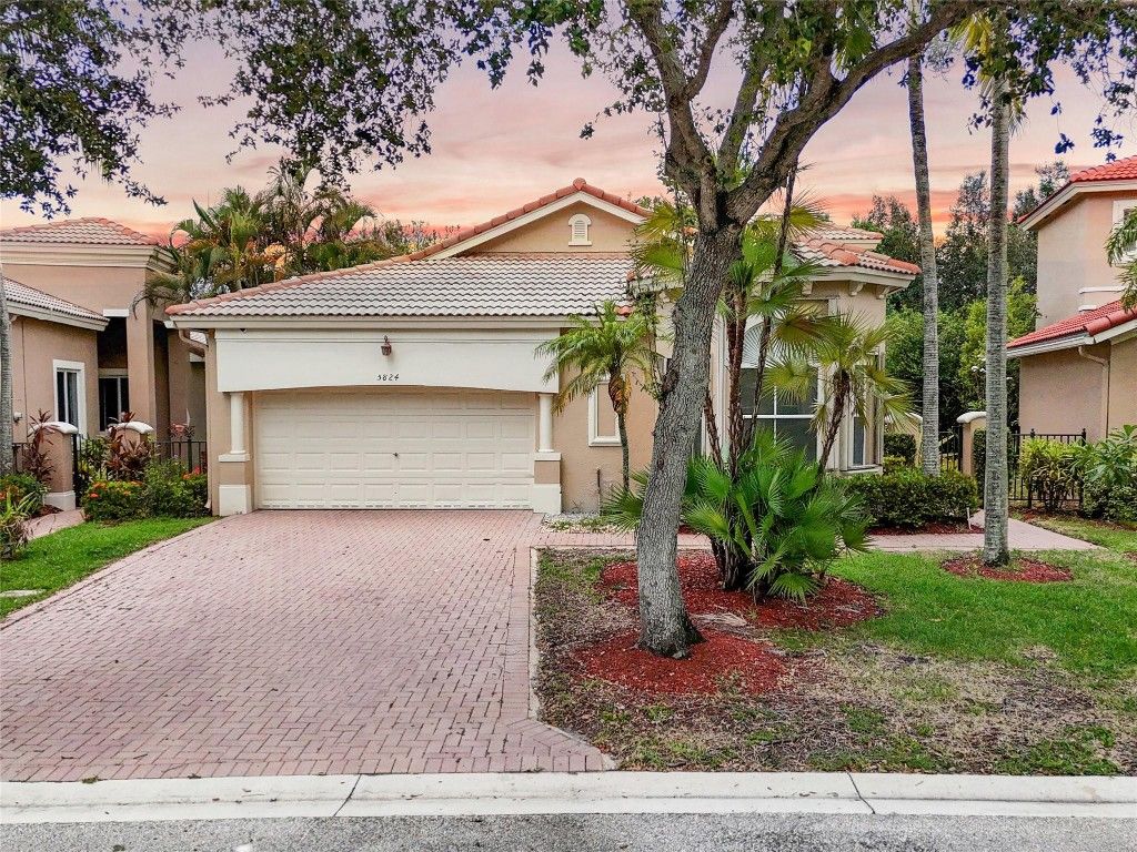 Photo of 5824 NW 120th Avenue, Coral Springs, FL 33076 (MLS # F10549212)