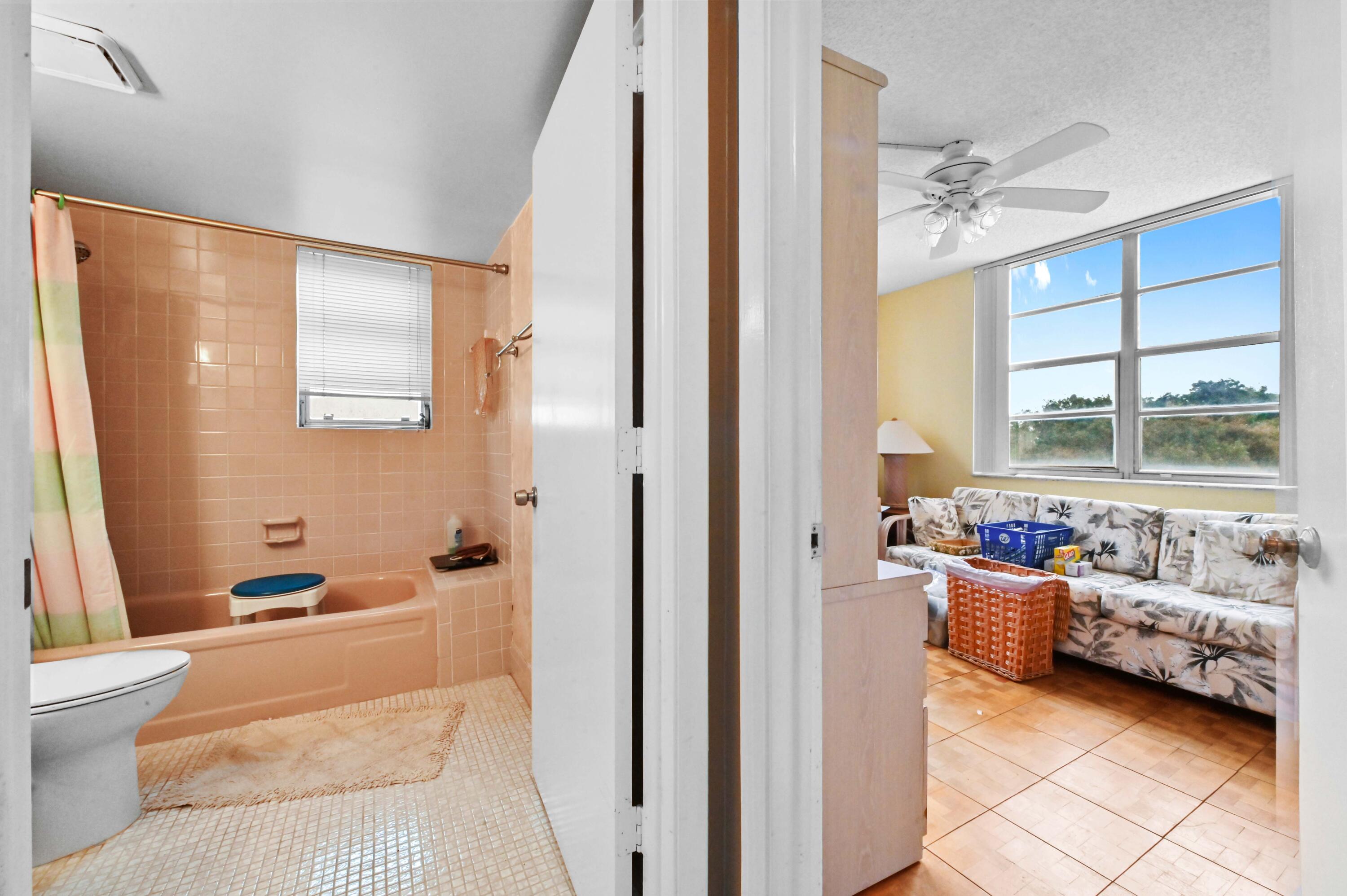 VILLAGES OF ORIOLE BONAIRE - Residential