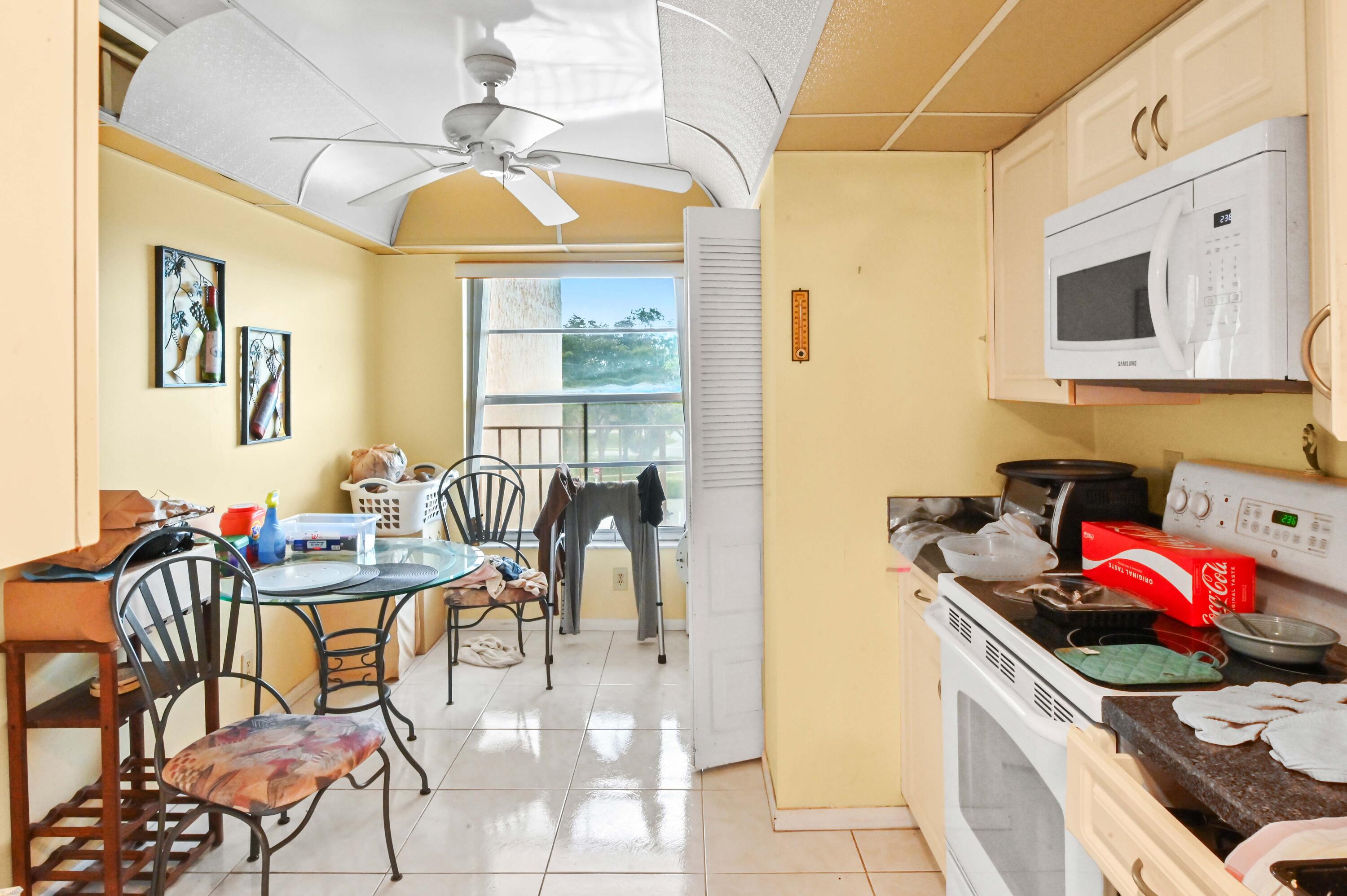 VILLAGES OF ORIOLE BONAIRE - Residential