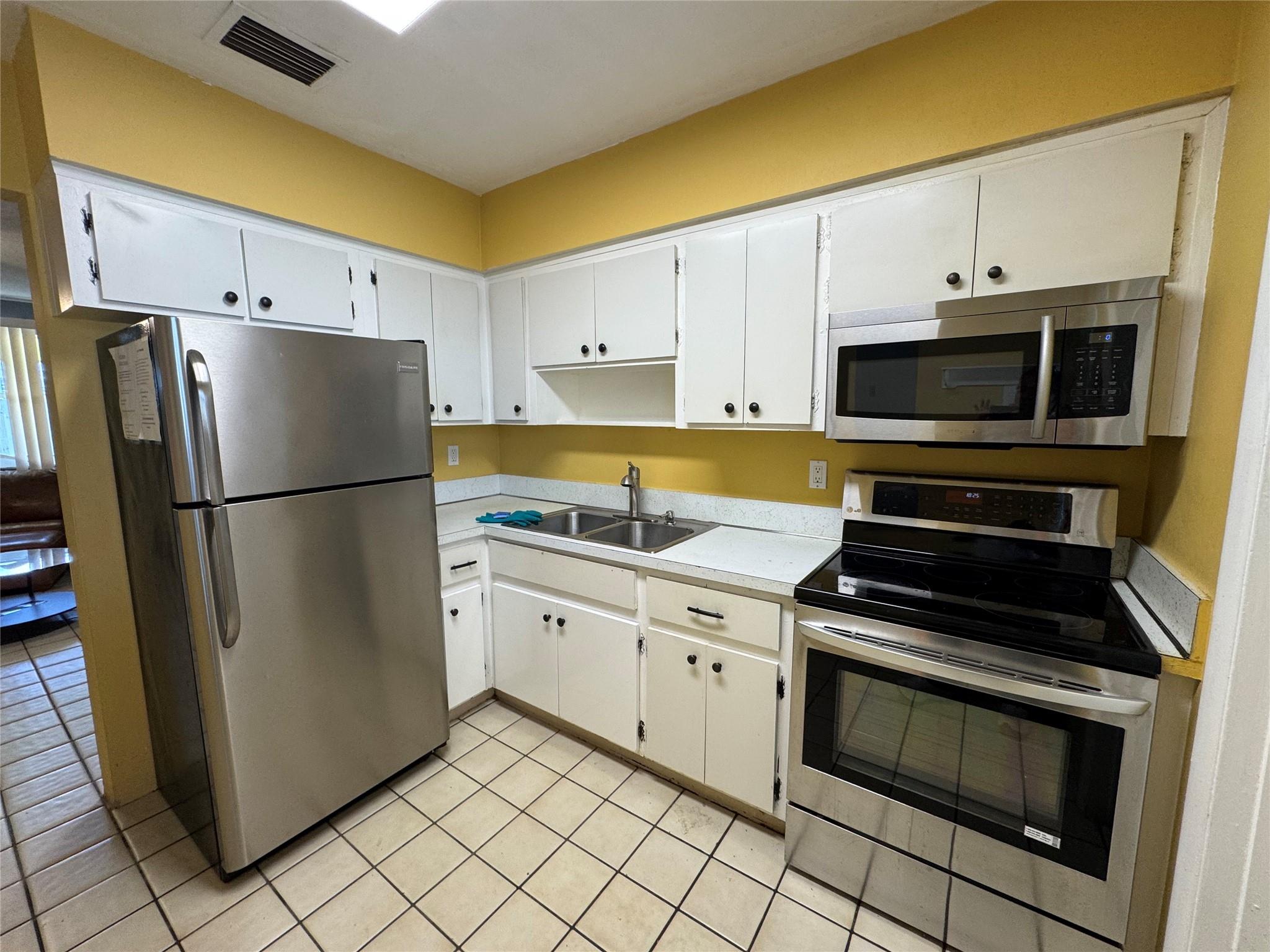 Dania Beach East - Residential Lease