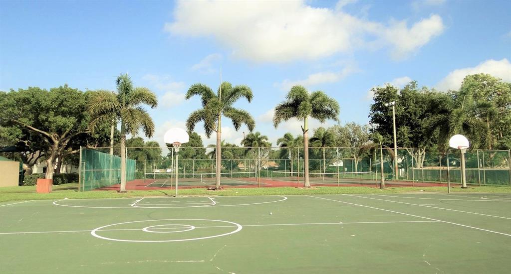 COUNTRY LANDING - Residential