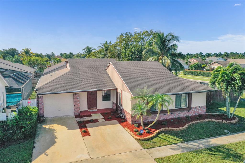 COUNTRY LANDING - Residential