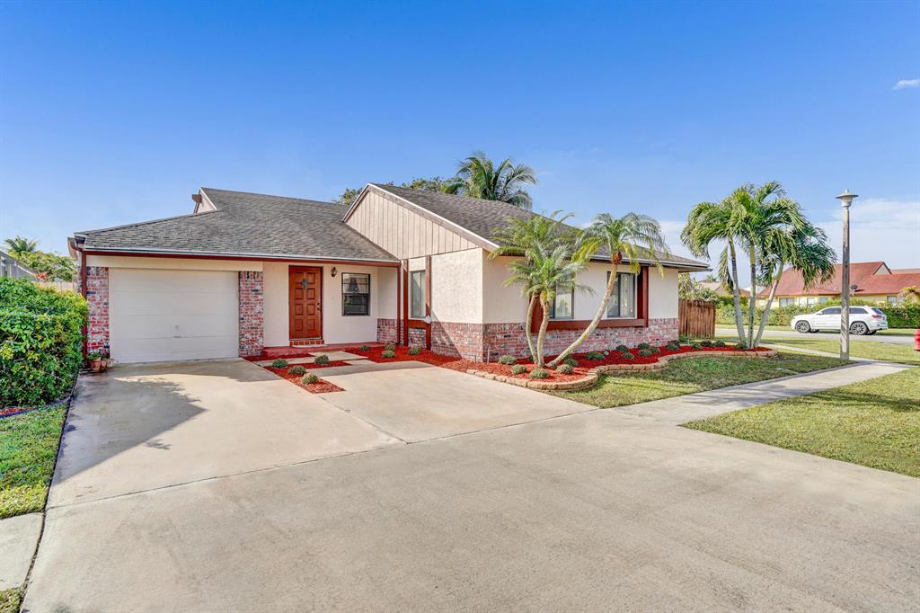 COUNTRY LANDING - Residential