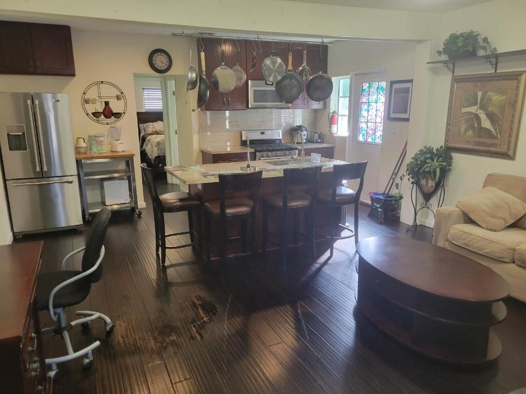 Photo of 714 N Federal Highway #1, Lake Worth Beach, FL 33460 (MLS # R11143536)