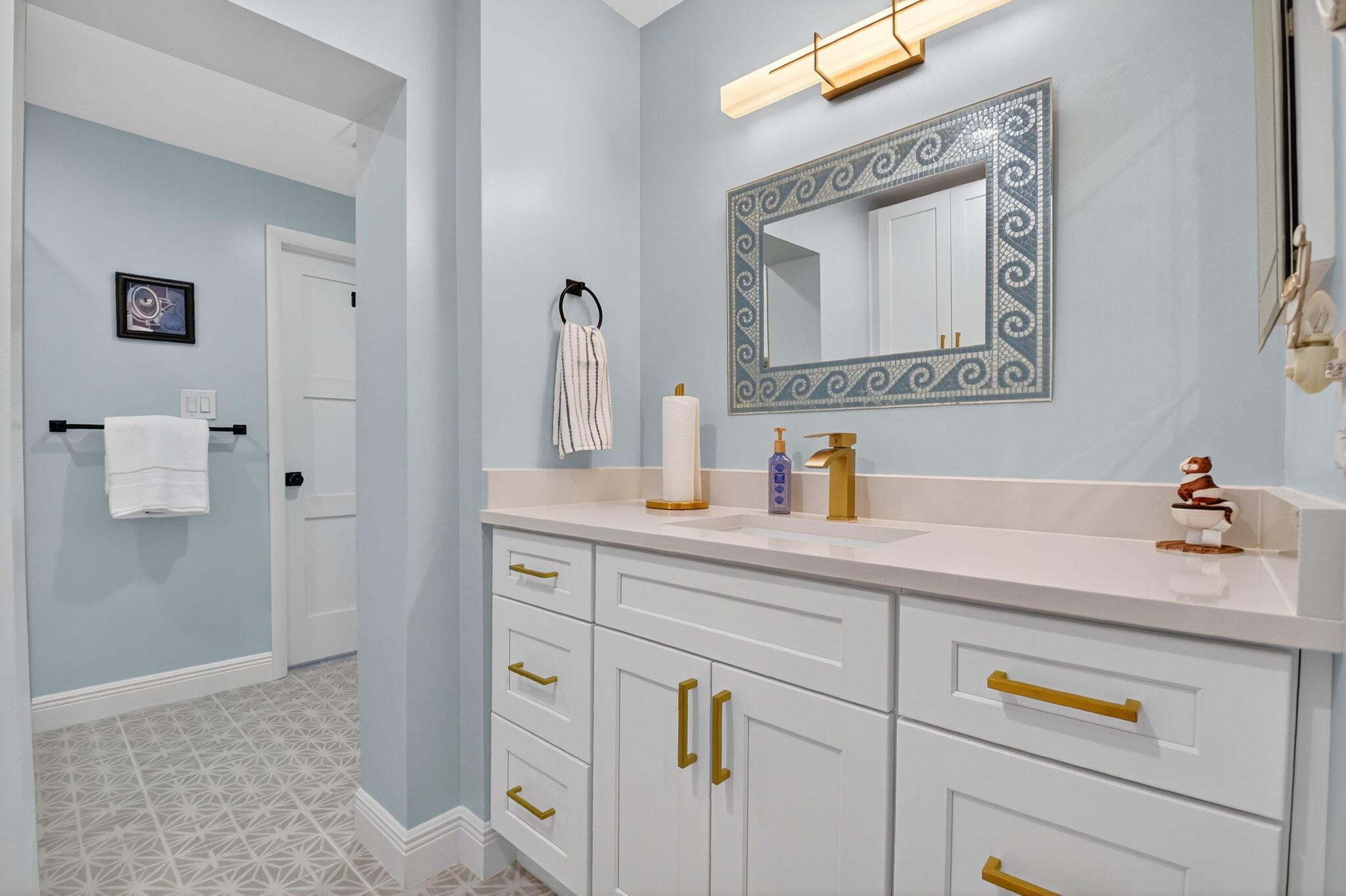 SUNFLOWER DELRAY - Residential Income