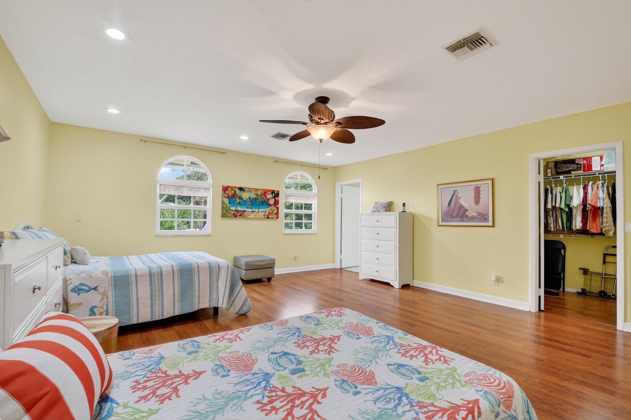 SUNFLOWER DELRAY - Residential Income