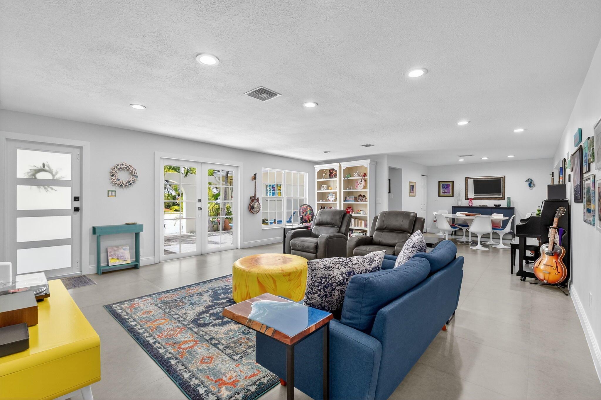 SUNFLOWER DELRAY - Residential Income