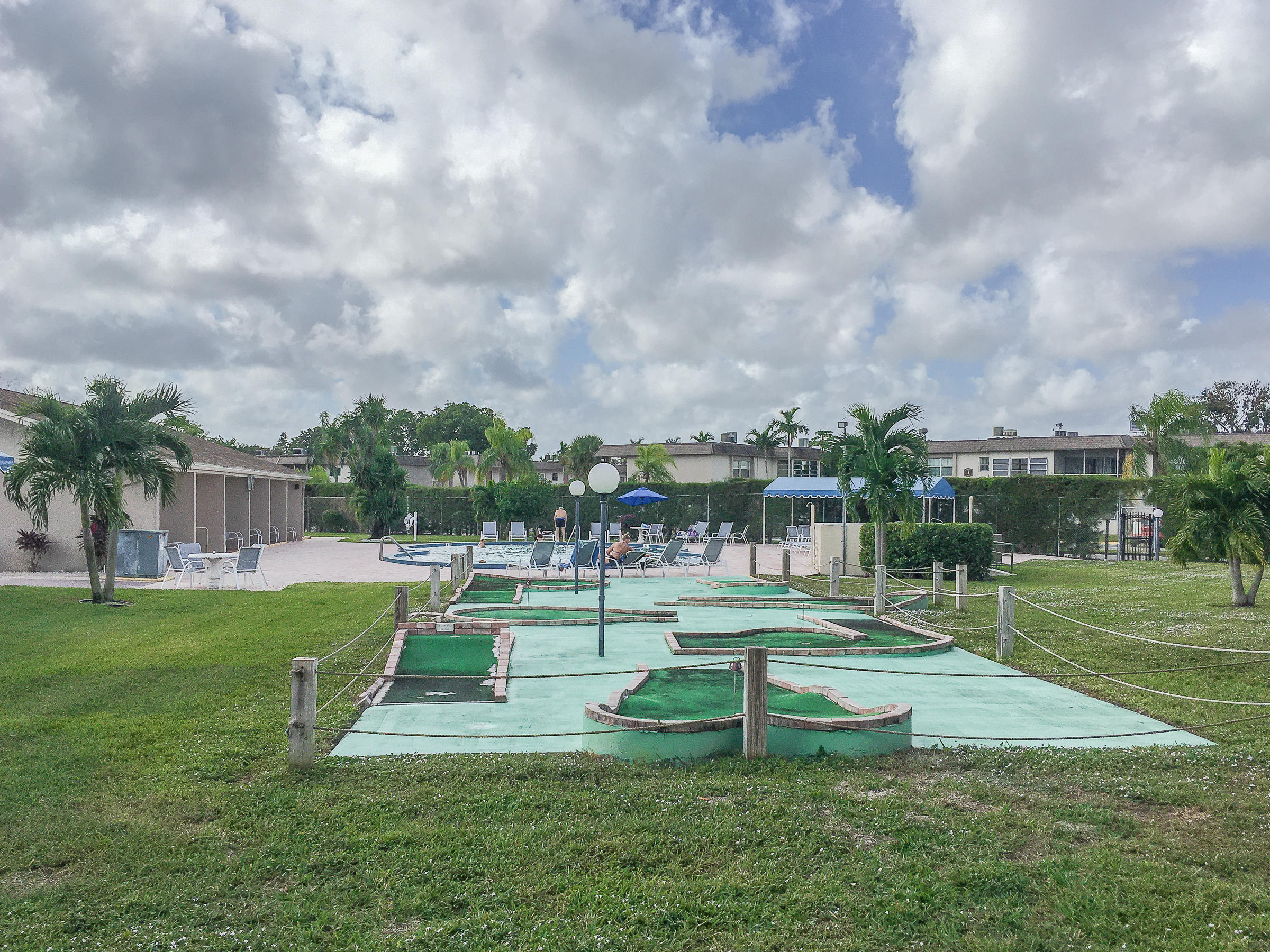 LAKESIDE VILLAGE CONDO 10 - Residential