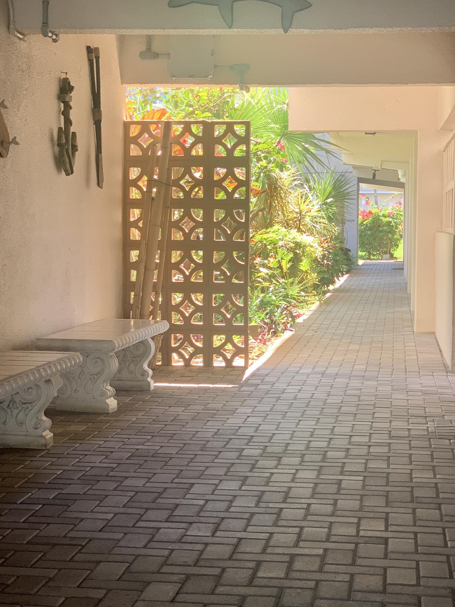 VILLAGE ROYALE ON THE GREEN CONDO - Residential Lease