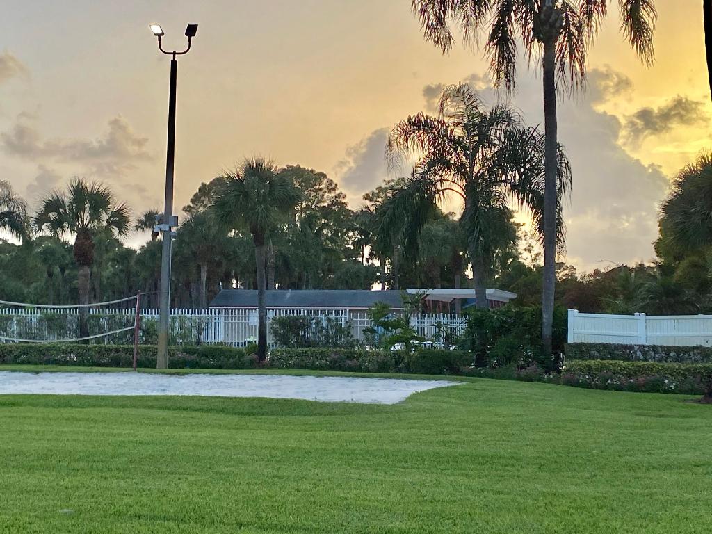 VICTORIA WOODS 3B - Residential