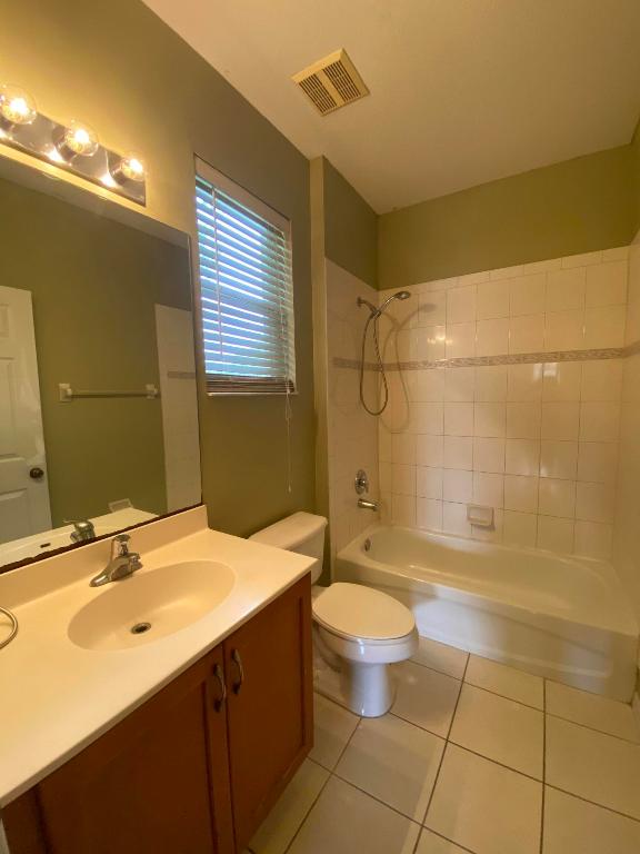 VICTORIA WOODS 3B - Residential