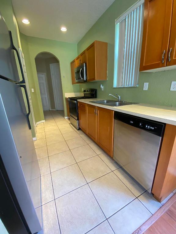 VICTORIA WOODS 3B - Residential