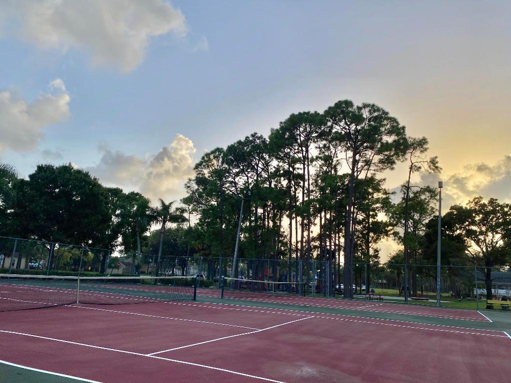 VICTORIA WOODS 3B - Residential