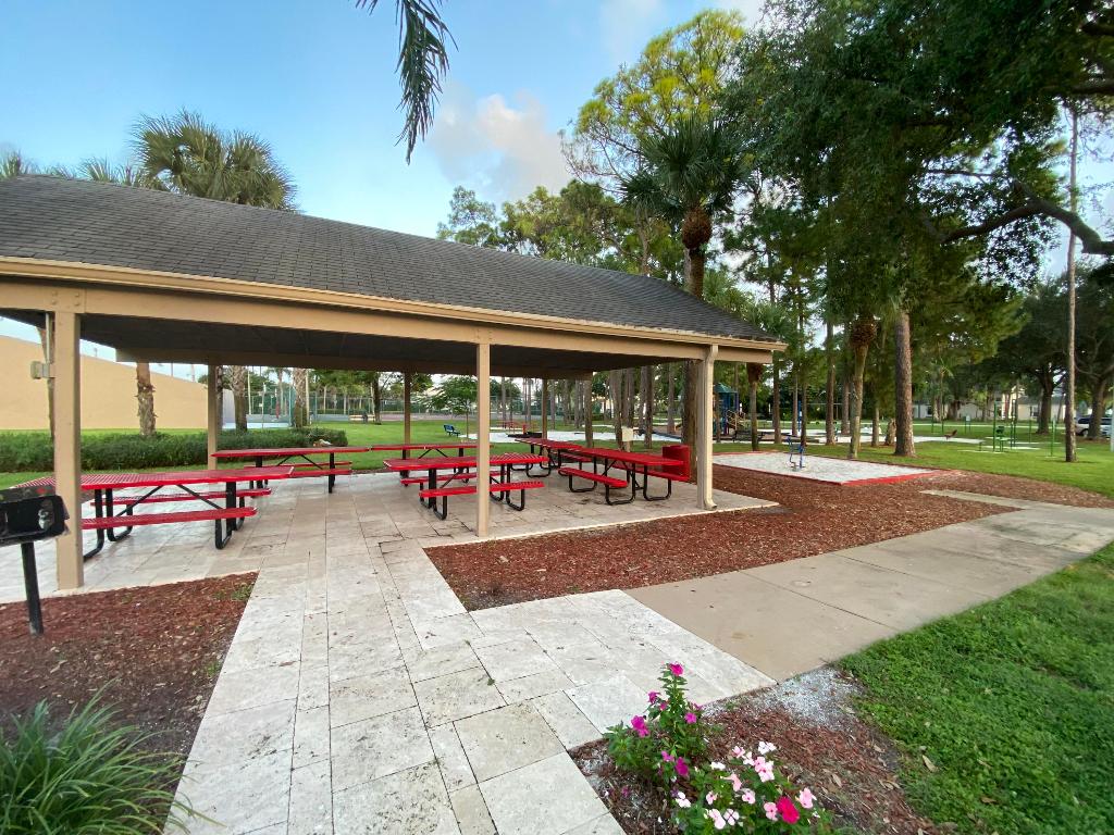 VICTORIA WOODS 3B - Residential