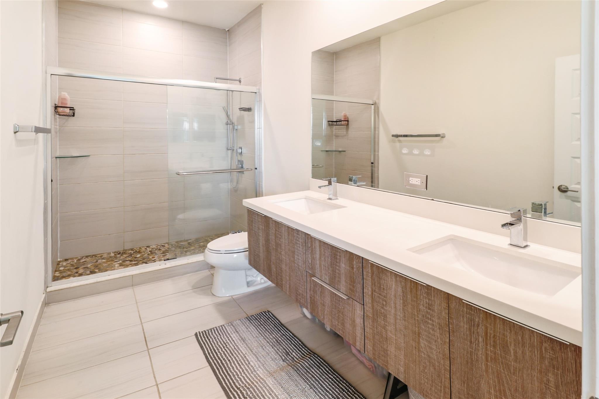 HIGHLAND AT PARK CENTRAL - Residential