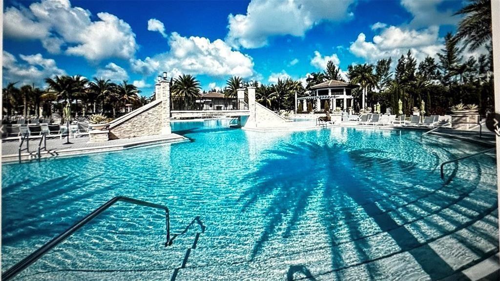 HIGHLAND AT PARK CENTRAL - Residential