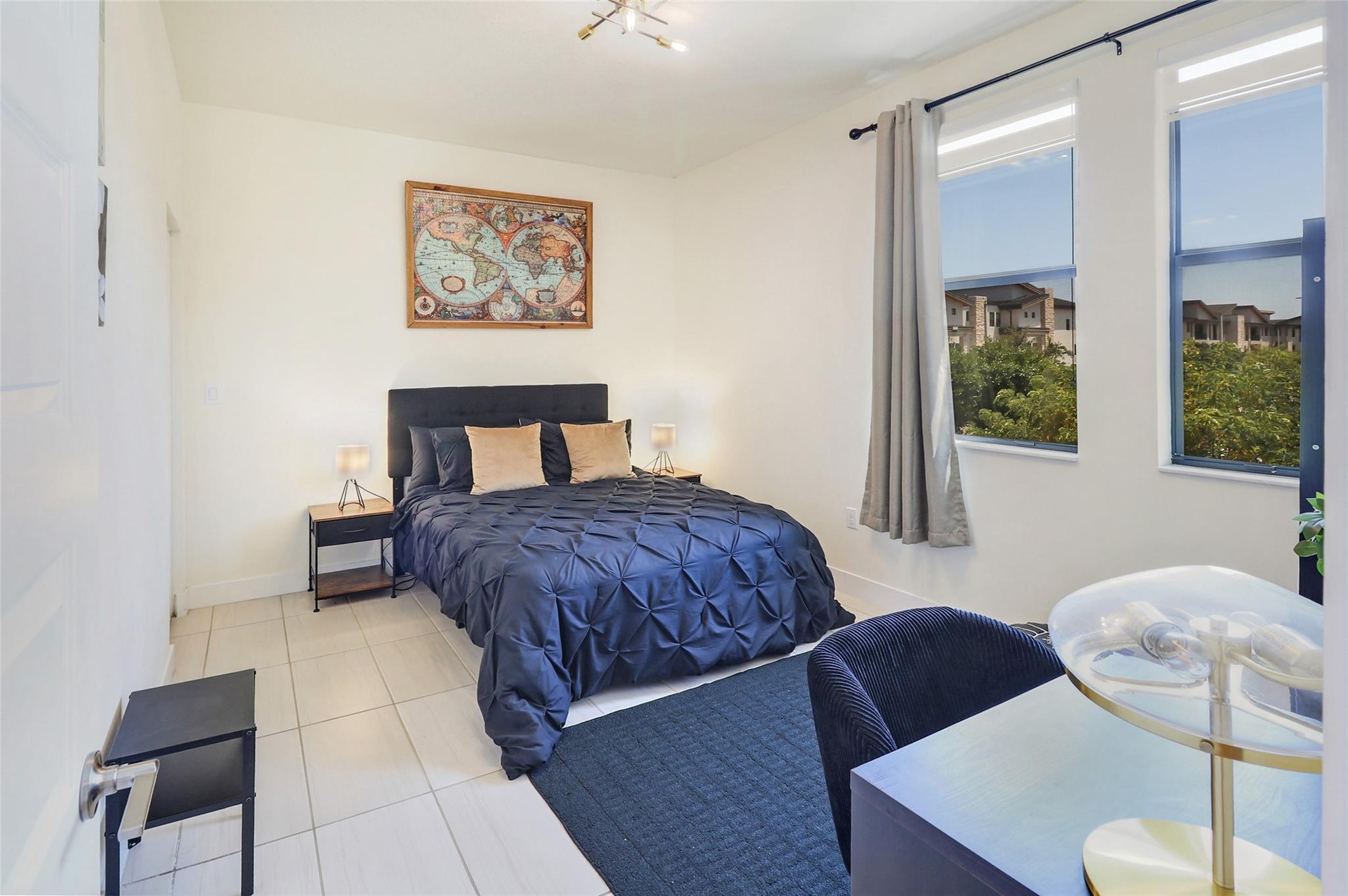 HIGHLAND AT PARK CENTRAL - Residential