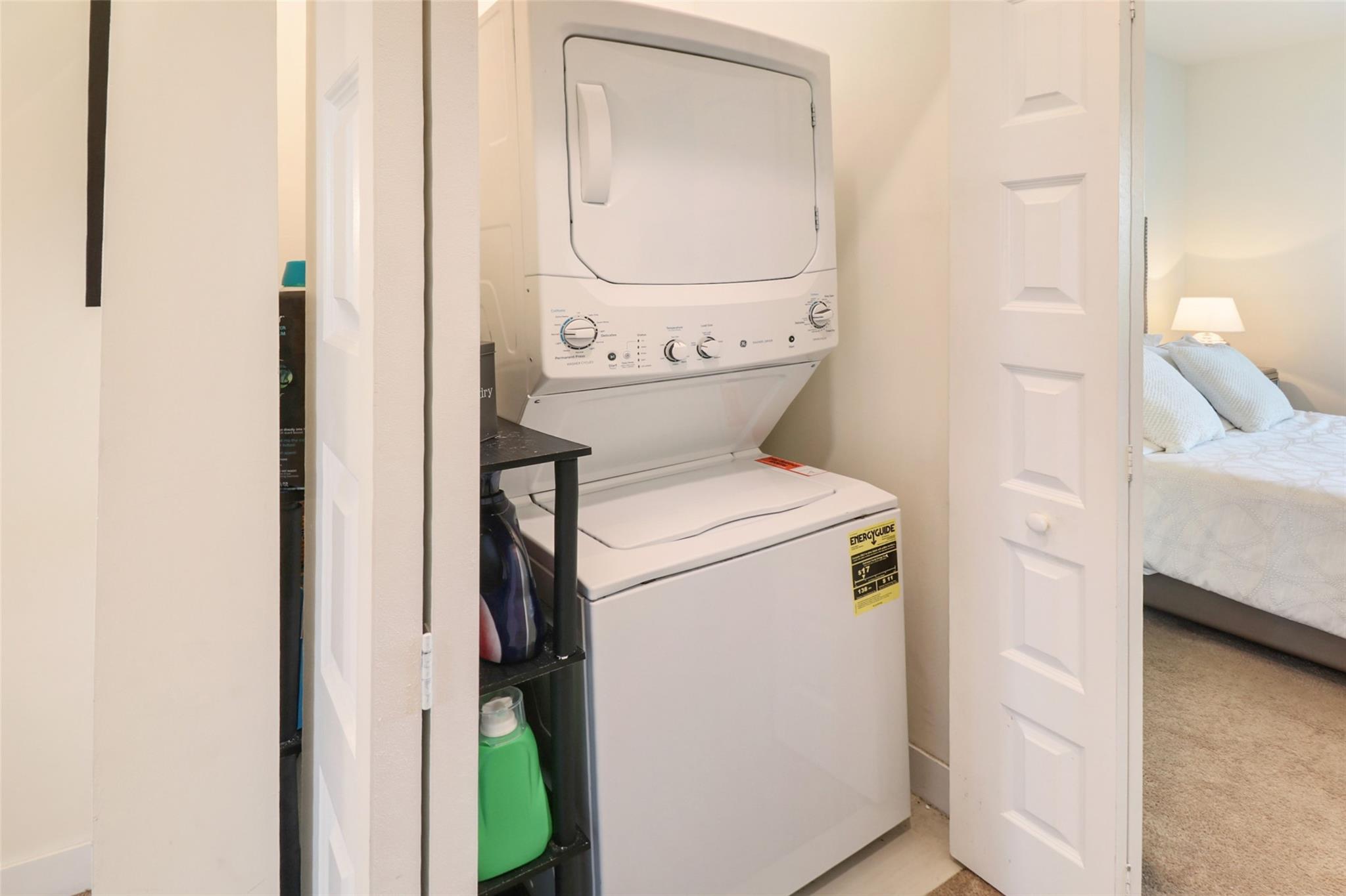 HIGHLAND AT PARK CENTRAL - Residential