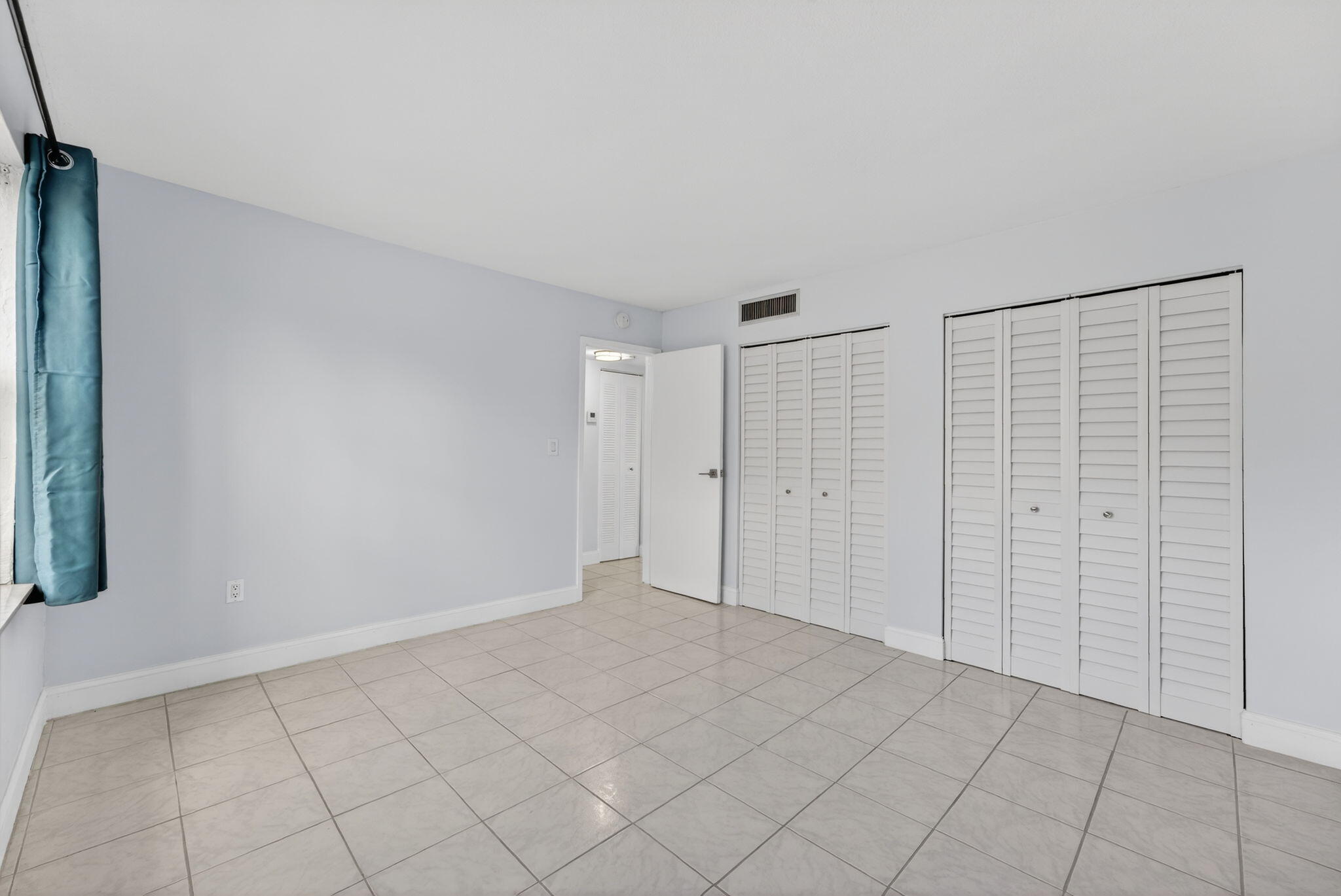 KINGS COVE CONDO - Residential Lease