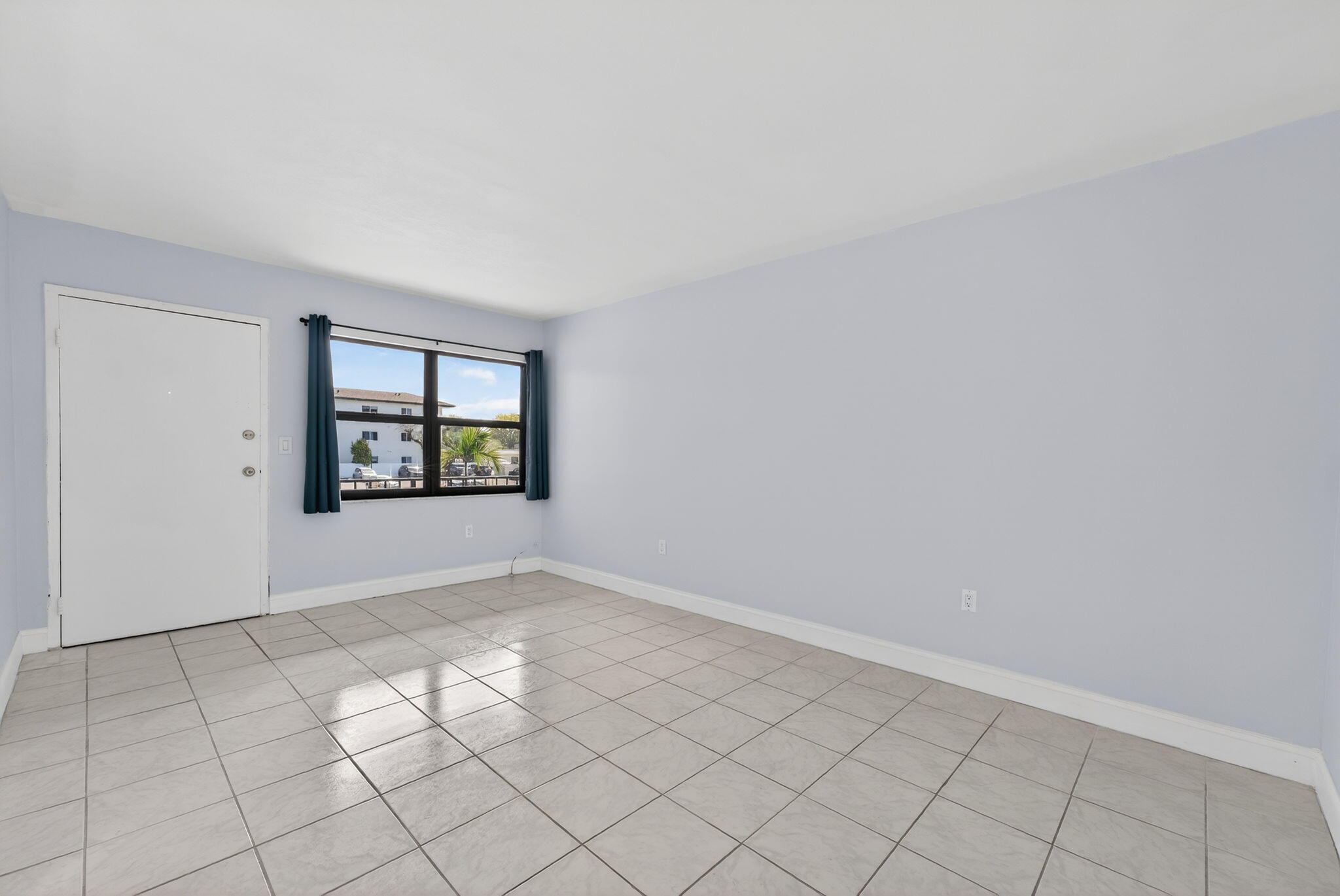 KINGS COVE CONDO - Residential Lease