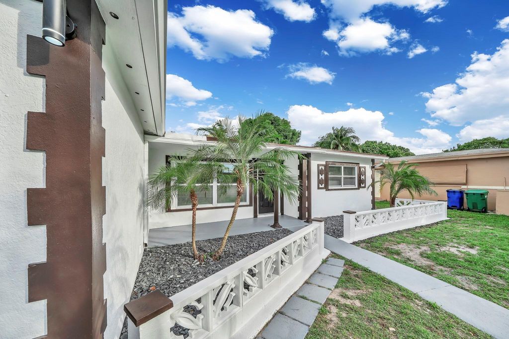 Photo of 4176 NW 48th Avenue, Lauderdale Lakes, FL 33319 (MLS # F10502095)