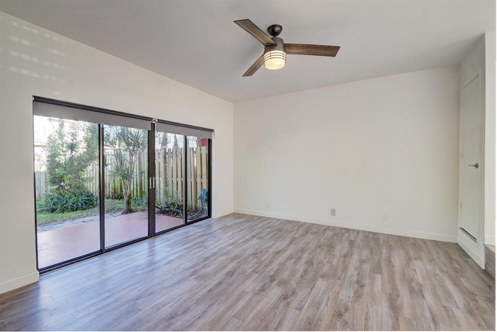 Camino Del Quinta - Residential