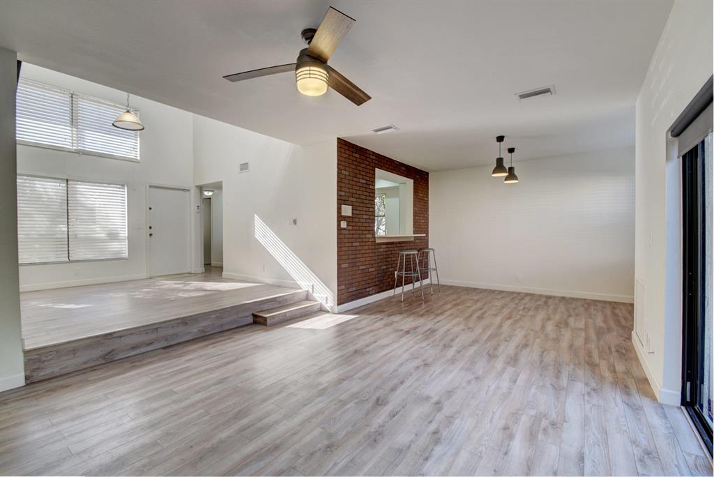 Camino Del Quinta - Residential