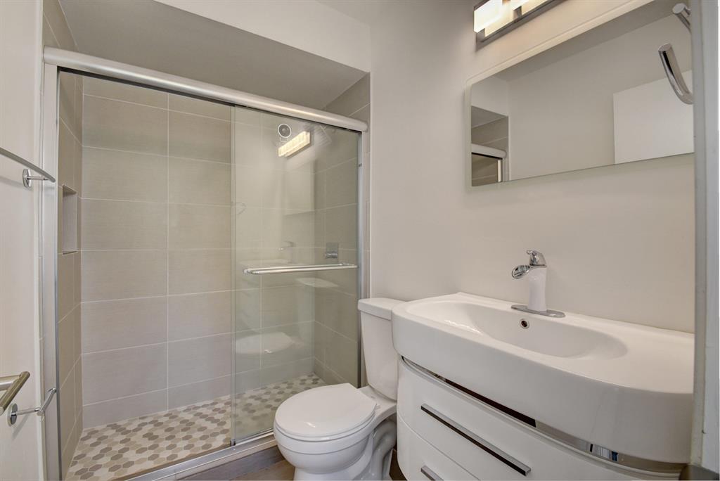 Camino Del Quinta - Residential