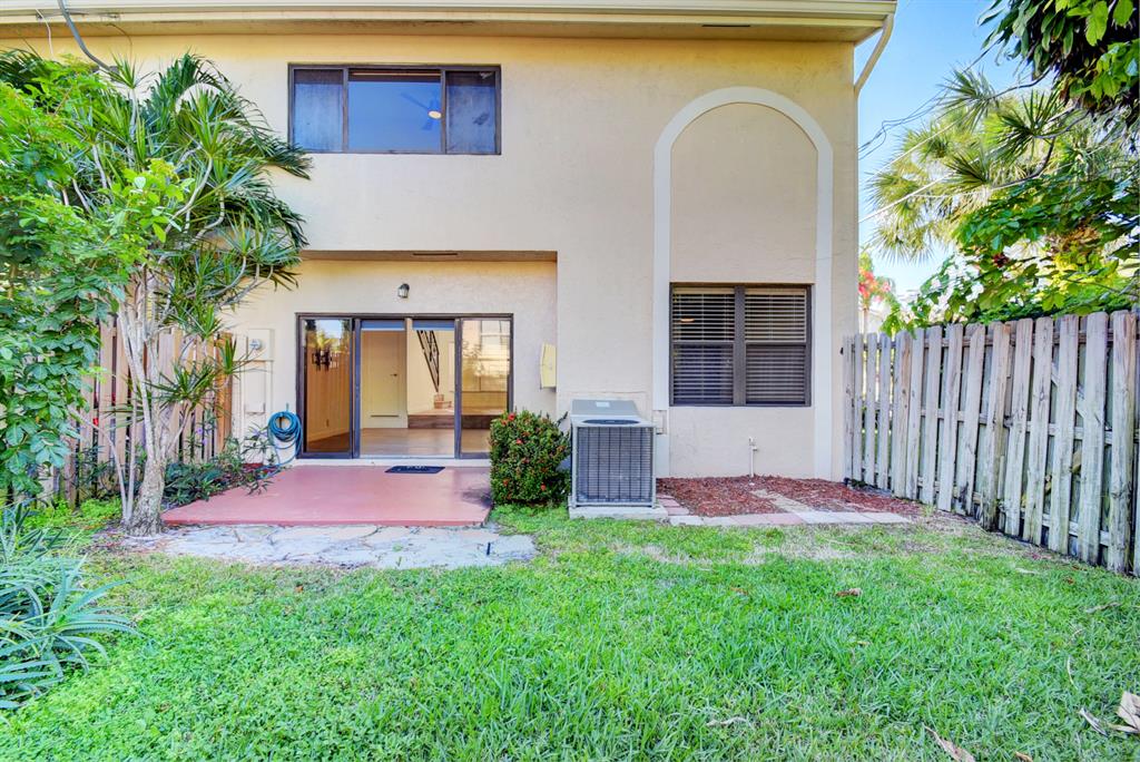 Camino Del Quinta - Residential