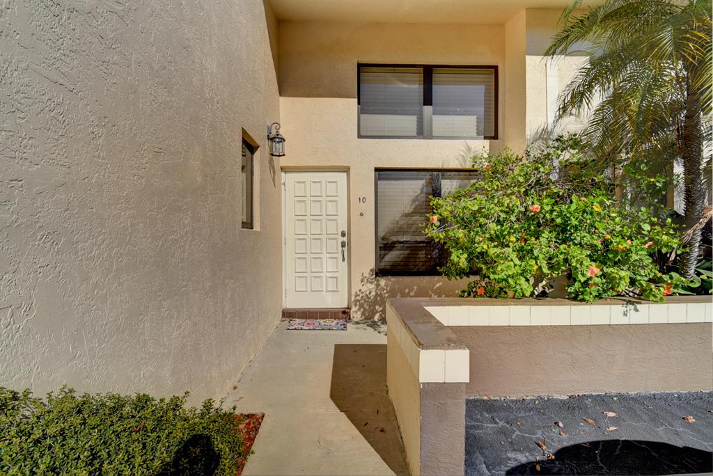 Camino Del Quinta - Residential