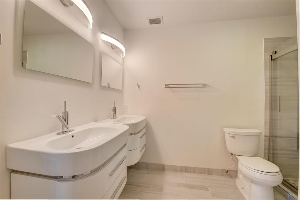 Camino Del Quinta - Residential