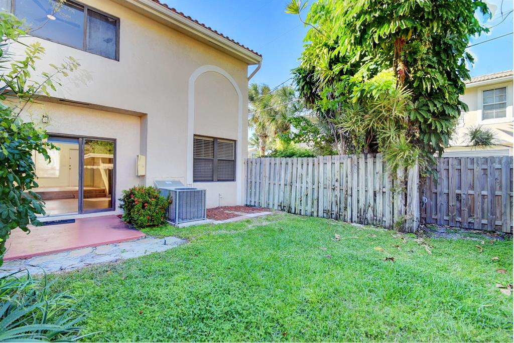 Camino Del Quinta - Residential