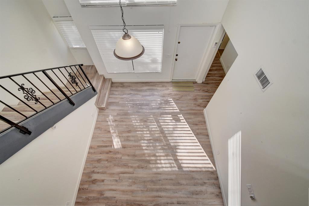 Camino Del Quinta - Residential