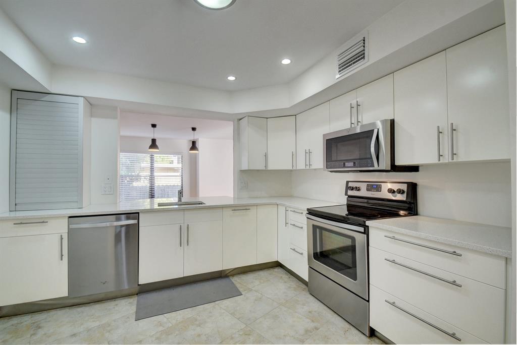 Camino Del Quinta - Residential