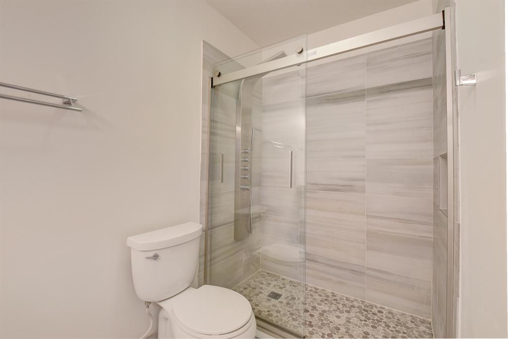 Camino Del Quinta - Residential