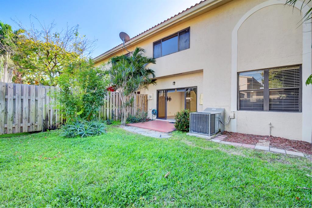 Camino Del Quinta - Residential