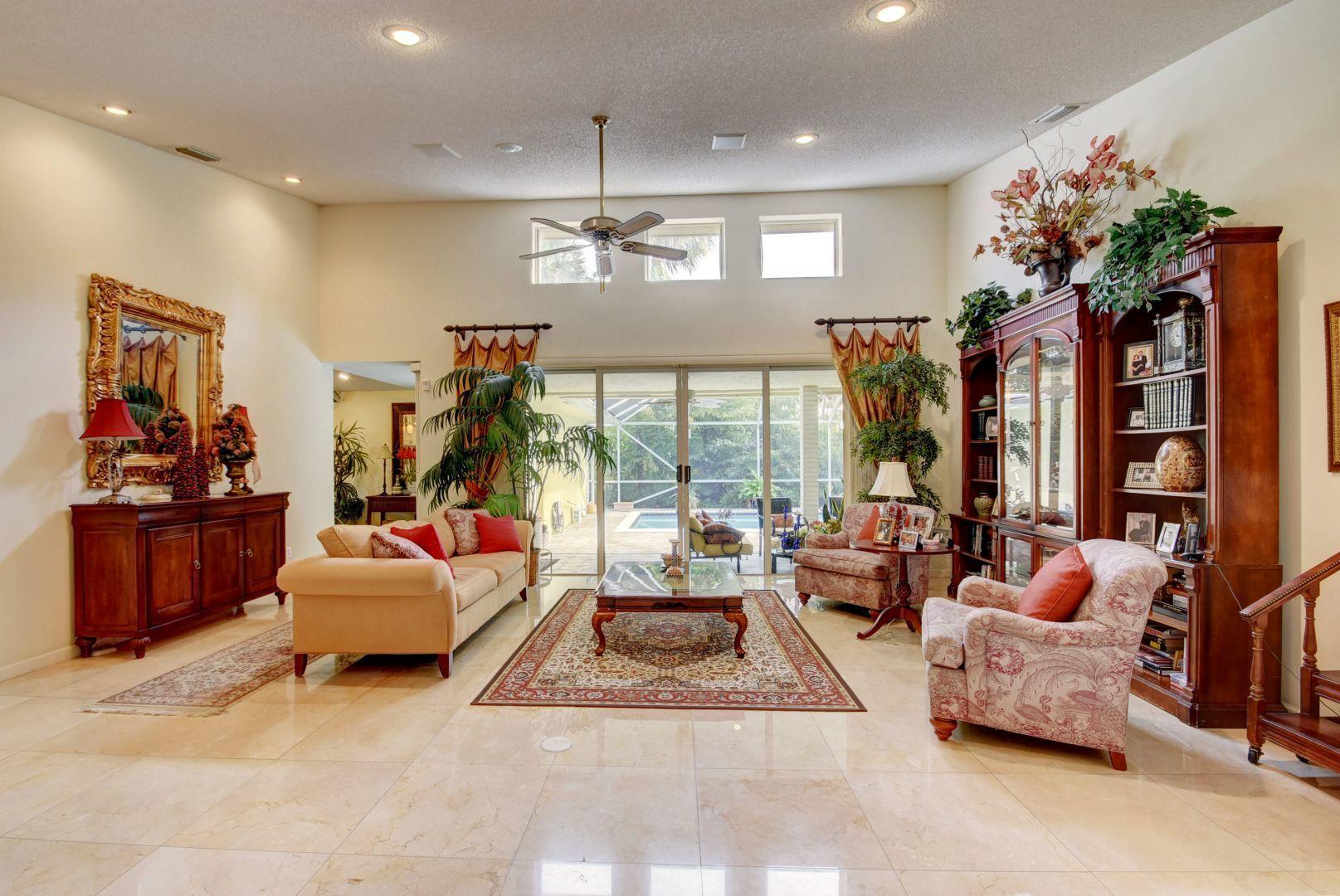 PINEWOOD OF WELLINGTON - Residential