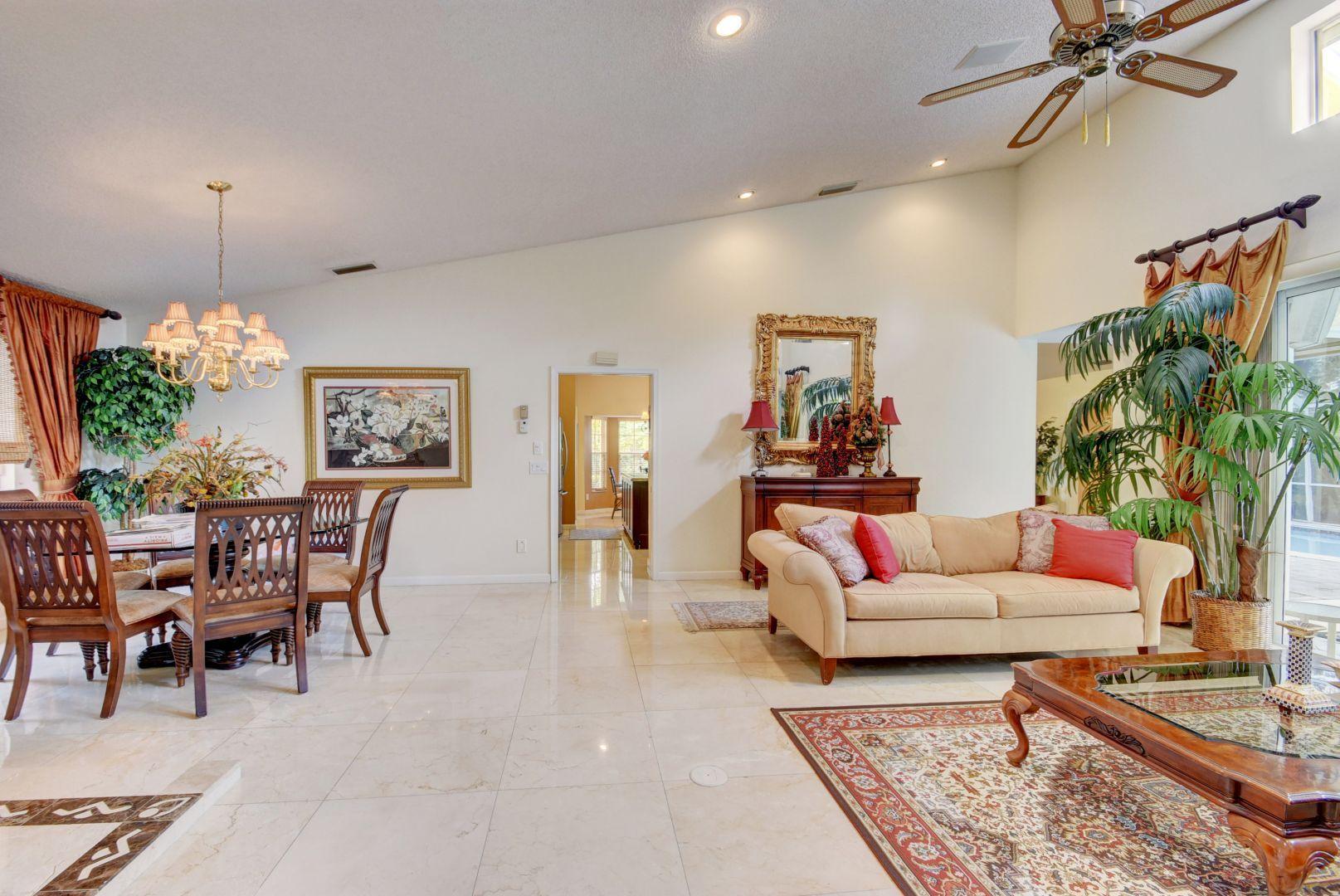 PINEWOOD OF WELLINGTON - Residential