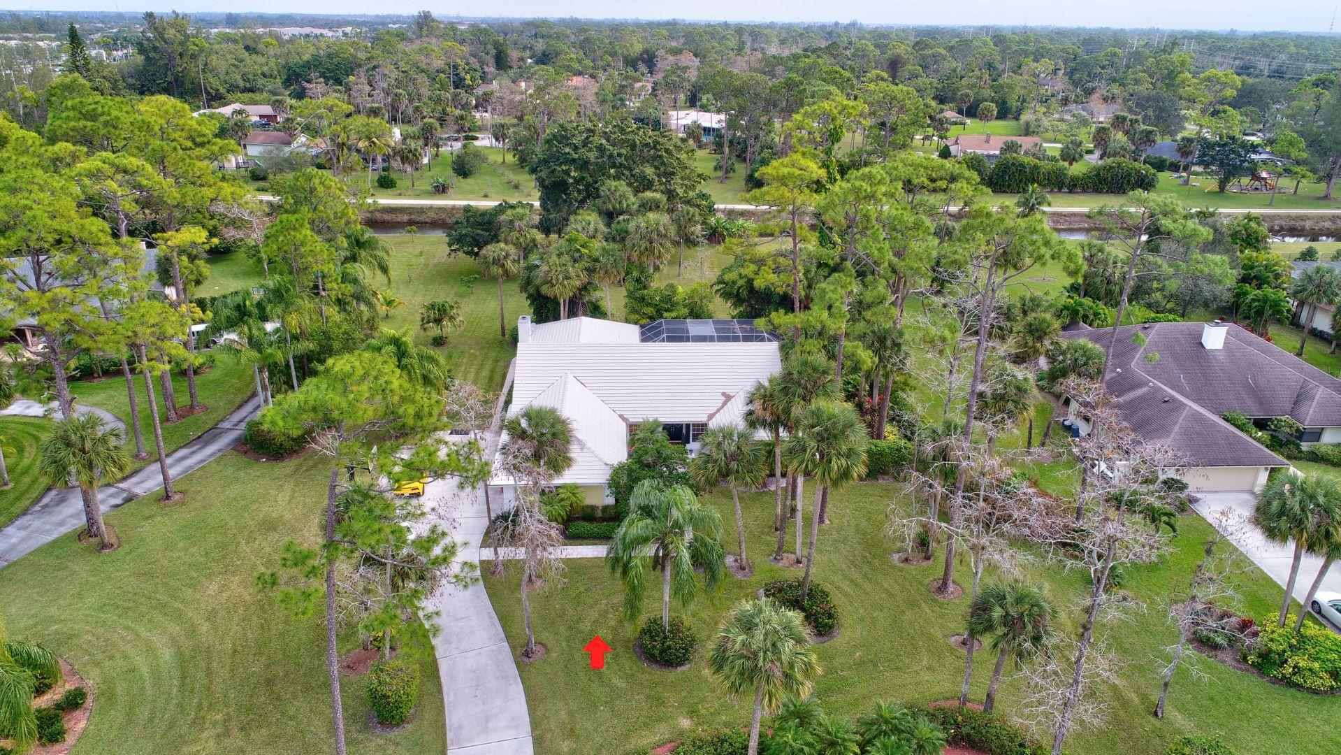 PINEWOOD OF WELLINGTON - Residential