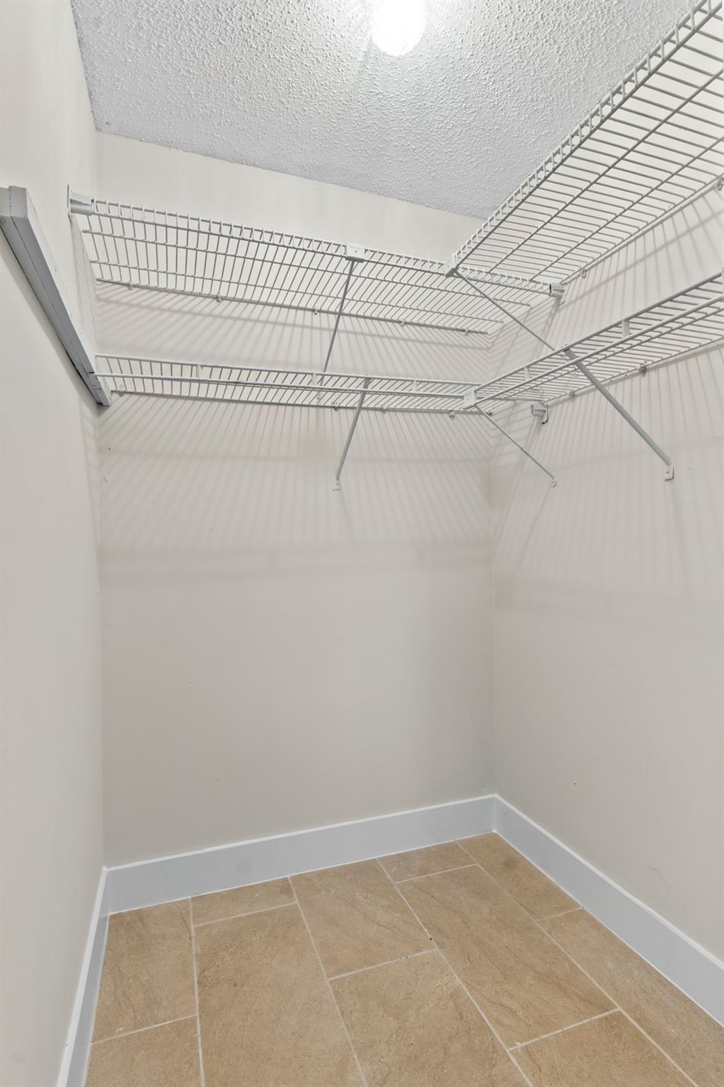 CHEVY CHASE 70-36 B - Residential Lease