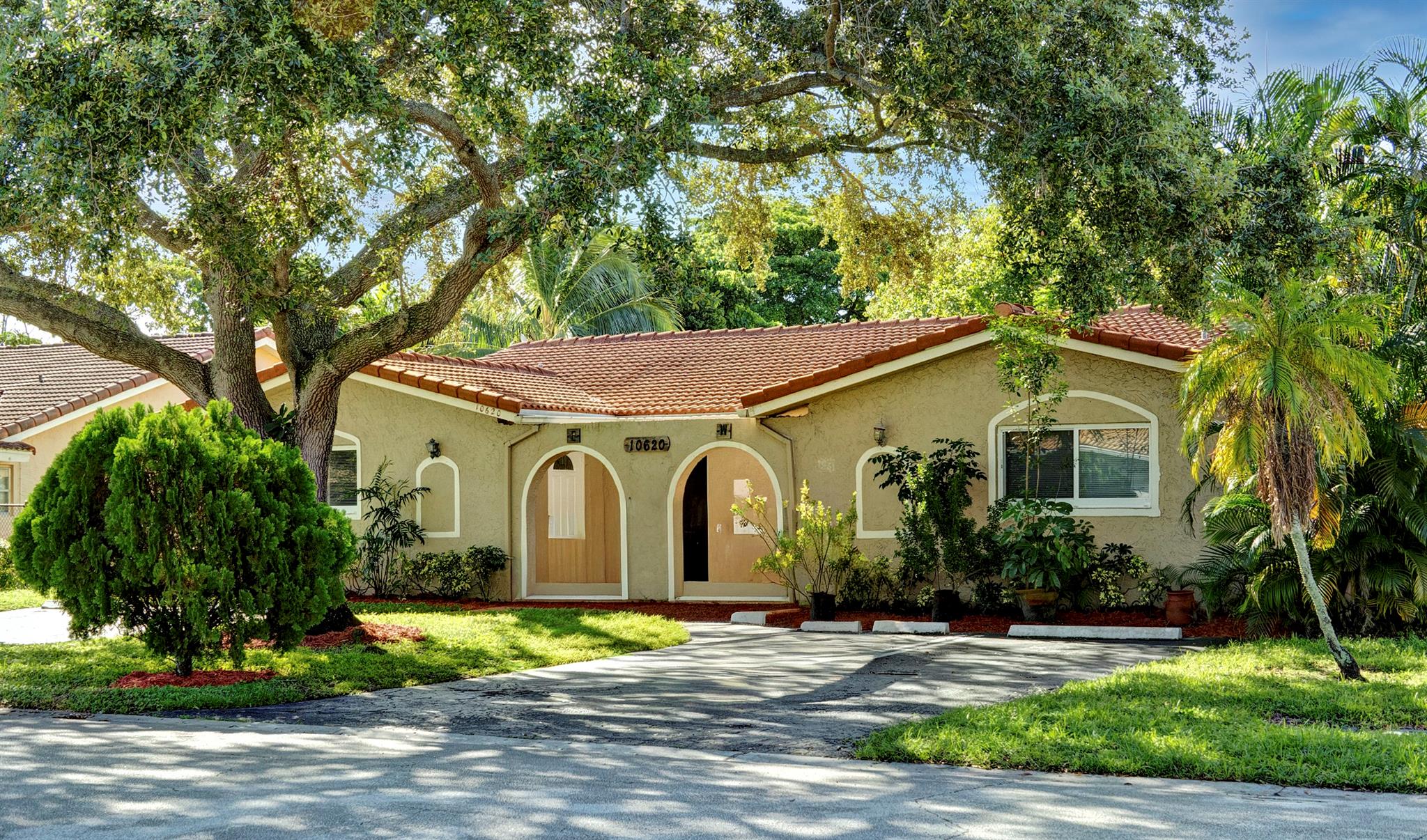 CHEVY CHASE 70-36 B - Residential Lease