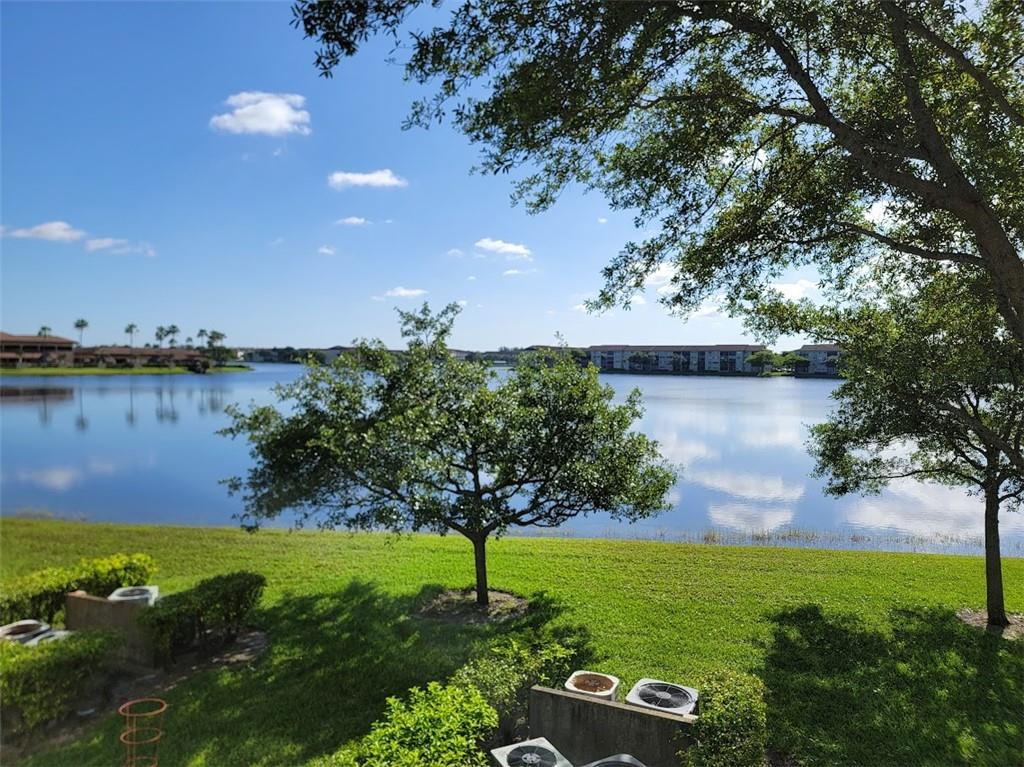 Ivanhoe West Condo III - Residential